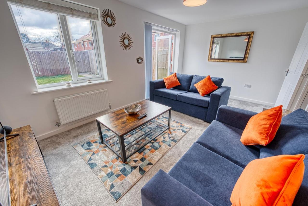 Modern 4 Bedroom 2 Bath House With Parking, Tyseley, Birmingham By 360Stays Zewnętrze zdjęcie